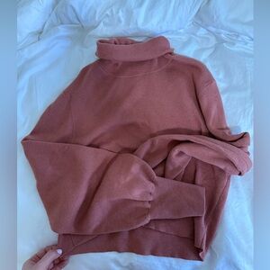 Aritzia Rebecca cropped sweater